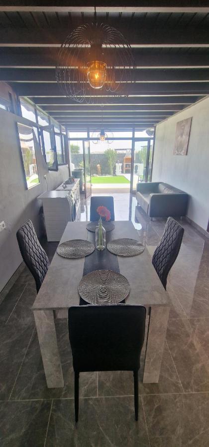 Casa De Nefertiti Villa Плая Бланка Екстериор снимка