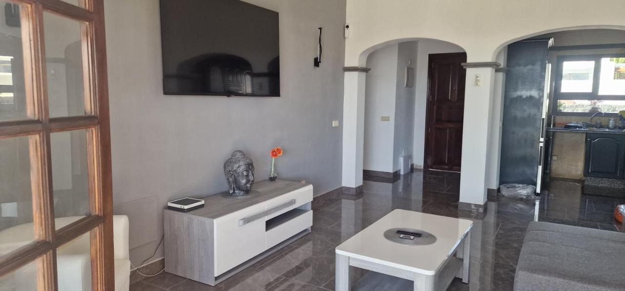 Casa De Nefertiti Villa Плая Бланка Екстериор снимка
